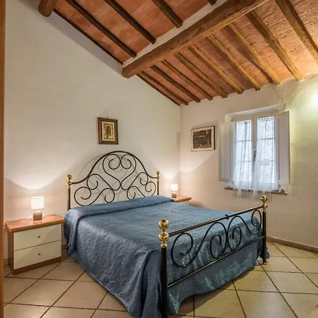 Apartment Il Campo Comfort With Balcony Siena